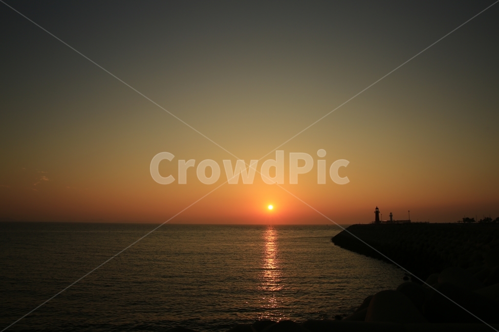 일몰,풍경,바다,낙조,해변,노을,sunset,등대,솔섬,부안,군산,비응항,바닷가,sea,sun,해,자연,풍경,nature,landscape,outdoors,옥외,sky,하늘,dusk,황혼,red sky,붉은 하늘,dawn,새벽,sunlight,햇빛