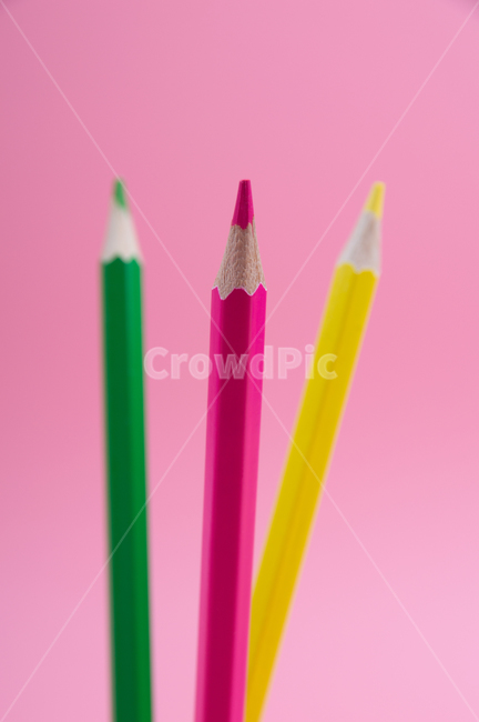 색연필,연필,color,학용품,미술용품,도구,사무용품,학용품,문구류,사무용품,school supplies,stationery,office supplies