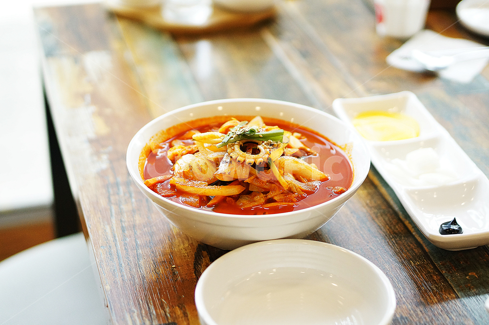 meal,Seafood Jjamppong,Chinese cuisine,Jjambbong,cooking,Chinese food,food