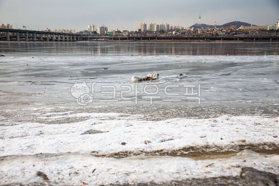 한파,얼어붙은,한강,한강주변,도로,얼음,강물,서울,coldwave,frozen,hanriver,aroundthehanriver,road,ice,riverwater,seoul