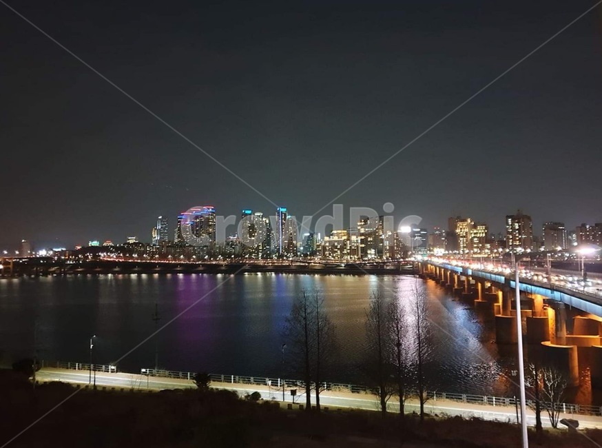 한강,도시,야경,다리,불빛,밤하늘,물,urban,city