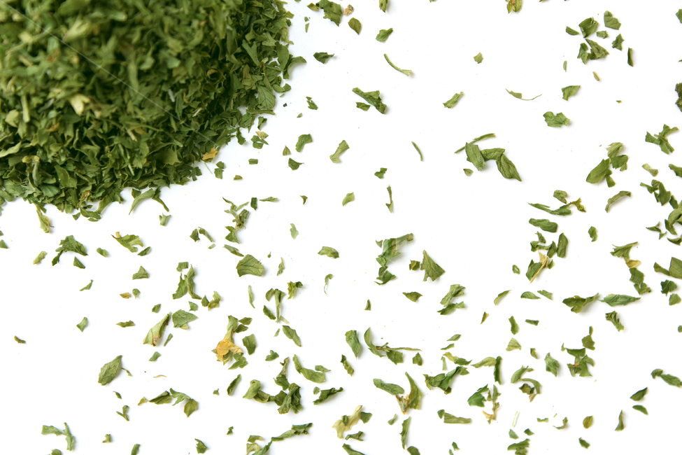 parsley,dryparsley,powder,파슬리,파슬리가루,파슬리잎,가루,요리재료,식재료,이탈리안,말린,마른,말린잎,closeup,cooking,driedparsley,dry,food,italian,leaf,parsleyleaf,plant,topview,양념,더미,dummy,group,덩어리,모여있는,탑앵글,음식,식재료,요리,food,cook,meal,dishes,food reserves,연출,컨셉,콘셉,direction,concept