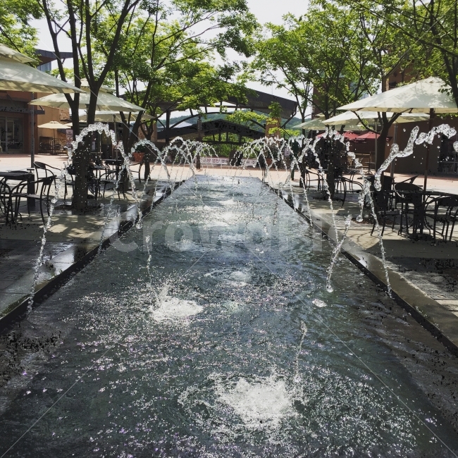 여주,분수대,하얀색,시원함,배경화면,아울렛,움직임,사진,여름,여름,계절,summer,season,water,물