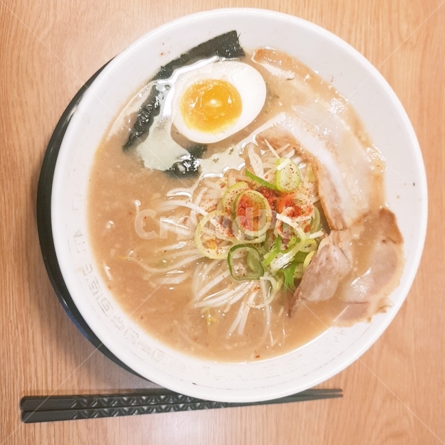 라멘,일식,쇼유,음식,탄수화물,음식,식재료,요리,food,cook,meal,dishes,food reserves,면류,면요리,noodles,일식,일본음식,일본요리,Japanese food,Japanese dishes,Japanese meal,Japanese cook