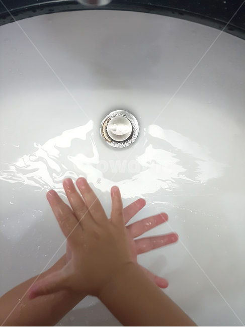 위생,손씻기,wash,hands,세면대,baby,아기