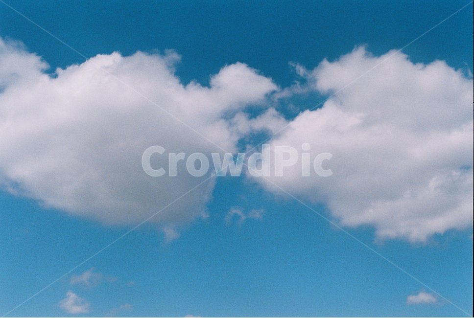 하늘,구름,맑음,봄,봄하늘,필름,필름카메라,film,filmphotography,자연,풍경,nature,landscape,outdoors,옥외,sky,cloud,weather,날씨,cumulus,적운