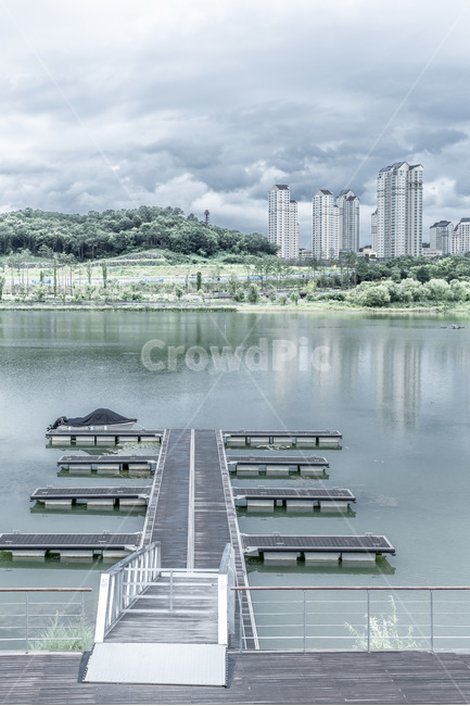 호수,나루터,일상,반영,공원,구름,하늘,도시,풍경,city,landscape,한국도시풍경,한국도시경관,korea cityscape,water,물,waterfront,워터 프론트,port,포트,dock,독,pier,교각