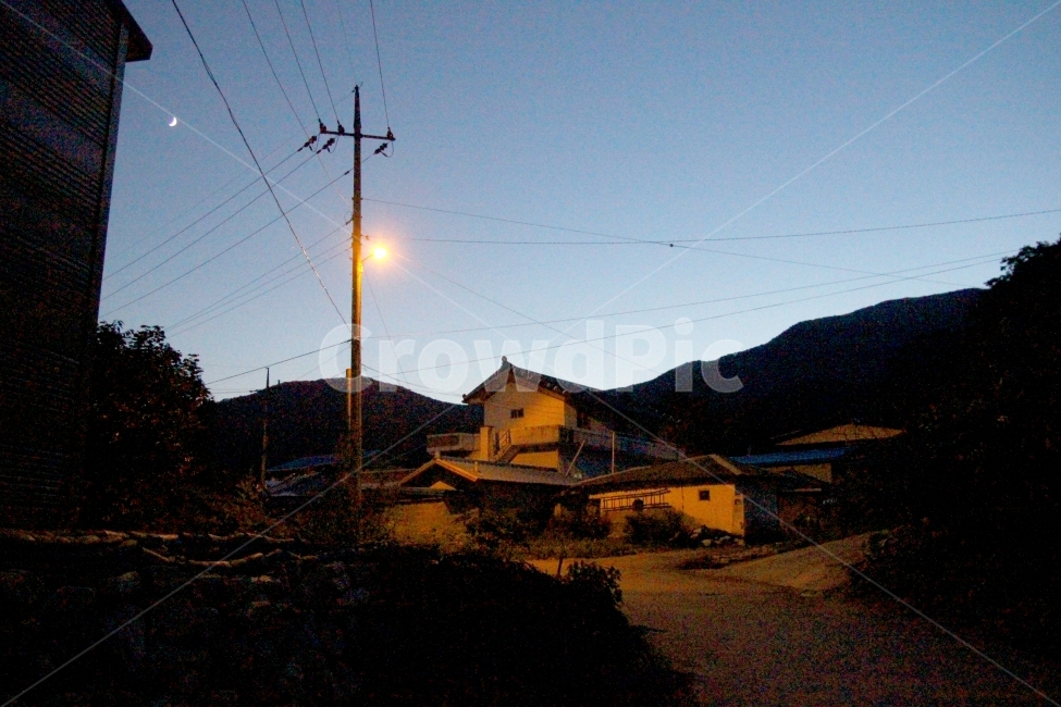 night view,hometown,Moms arms,town,countryside,daily,Emotion,dinner