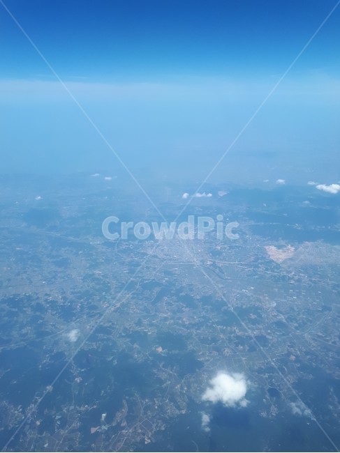 하늘,푸른하늘,비행기안,지상,sky,bluesky,inairplane,ground