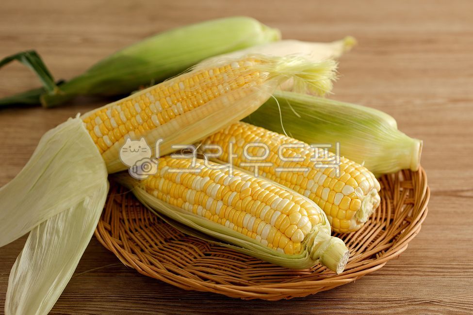 fruit,snack,Chodang Corn,Agricultural products,crops,vegetable,food,yellow corn,corner,plant,per second,peeled corn