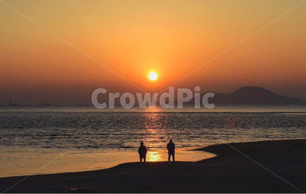 human,인간,person,sunlight,햇빛,nature,자연,outdoors,옥외,dusk,dawn,새벽,sky,하늘,redsky,붉은하늘,일몰,일출,sunset,sunrise,감성,다대포,다대포해수욕장,부산,사람,자연,풍경,nature,landscape,실루엣,그림자,silhouette,shadow,황혼,red sky,붉은 하늘