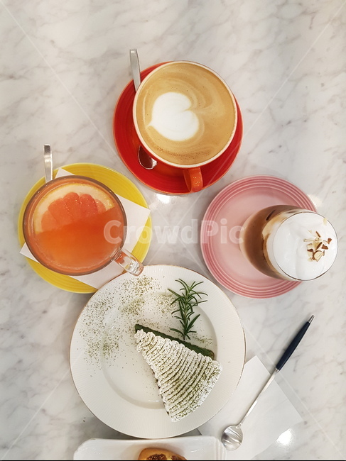 카페,커피,자몽,라떼,커피라떼,케이크,플레이팅,커피잔,음식,식재료,요리,food,cook,meal,dishes,food reserves,빵,bread,디저트,간식,후식,dessert,snack,음료수,drink,beverage,커피,카페,coffee,cafe