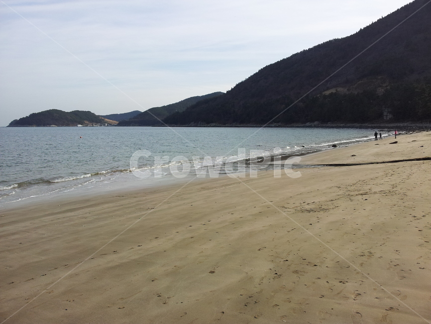 바다,해변,배경,산,해수욕장,모래,파도,하늘,beach,mountain,sea,sand,sky