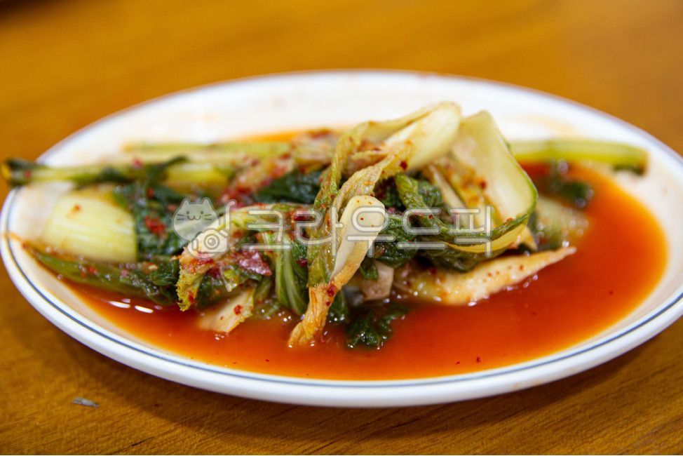 배추,양념,빨간색,고춧가루,김치,한국전통음식,chinesecabbage,seasoning,red,redpepperpowder,kimchi,koreantraditionalfood