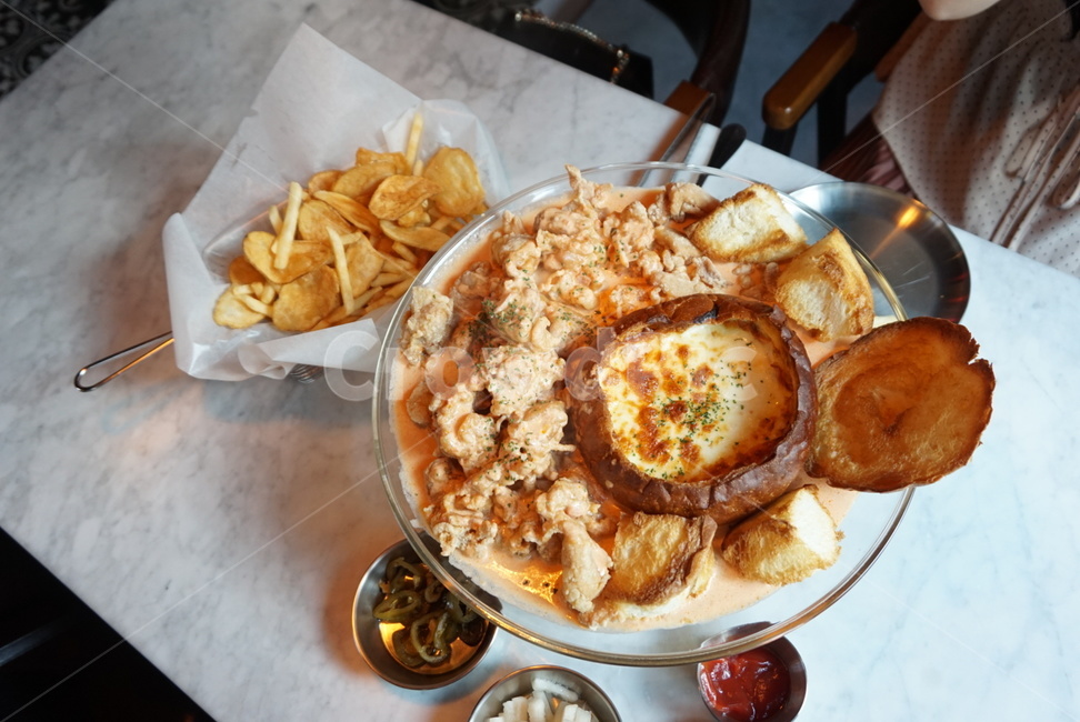 치킨,빠네치킨,야식,크림치킨,저녁,음식