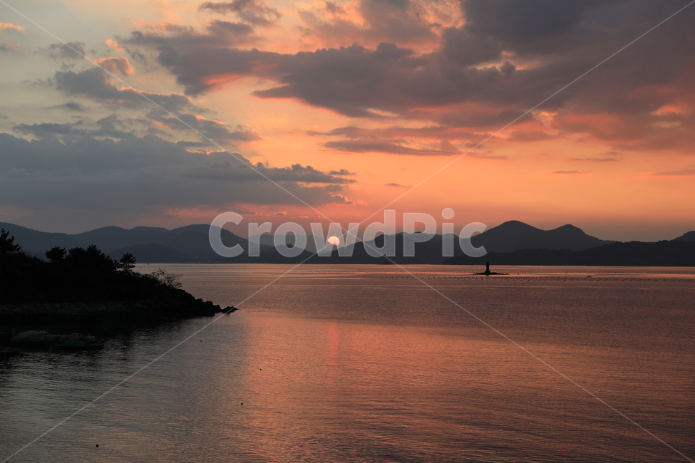 여수,바다,노을,풍경,섬,자연,풍경,nature,landscape,한국자연풍경,한국자연경관,korea nature landscape,outdoors,옥외,land,땅,water,물,shoreline,해안선,sea,ocean,대양