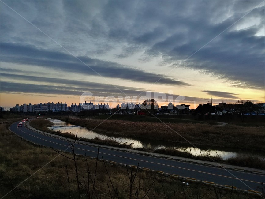 저녁풍경,저녁노을,저녁,노을,하늘,sky,도시풍경,city,구름,cloud,도시,풍경,city,landscape,한국도시풍경,한국도시경관,korea cityscape,nature,자연,outdoors,옥외