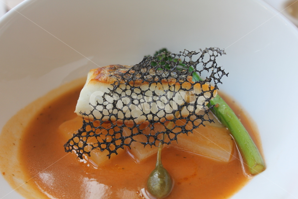 레스토랑,생선요리,플레이팅,요리,생선,음식,식재료,요리,food,cook,meal,dishes,food reserves,양식,서양음식,서양요리,western food,western dishes,western meal,western cook