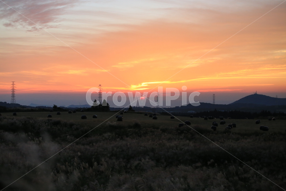 노을,풍경,해,일몰,하늘,지는해,붉은노을,붉은하늘,빨강,레드,landscape,sky,red,해질녘,natural,자연,일몰풍경,가을,가을노을,자연,풍경,nature,landscape,outdoors,옥외,dusk,황혼,sunset,dawn,새벽,red sky,붉은 하늘