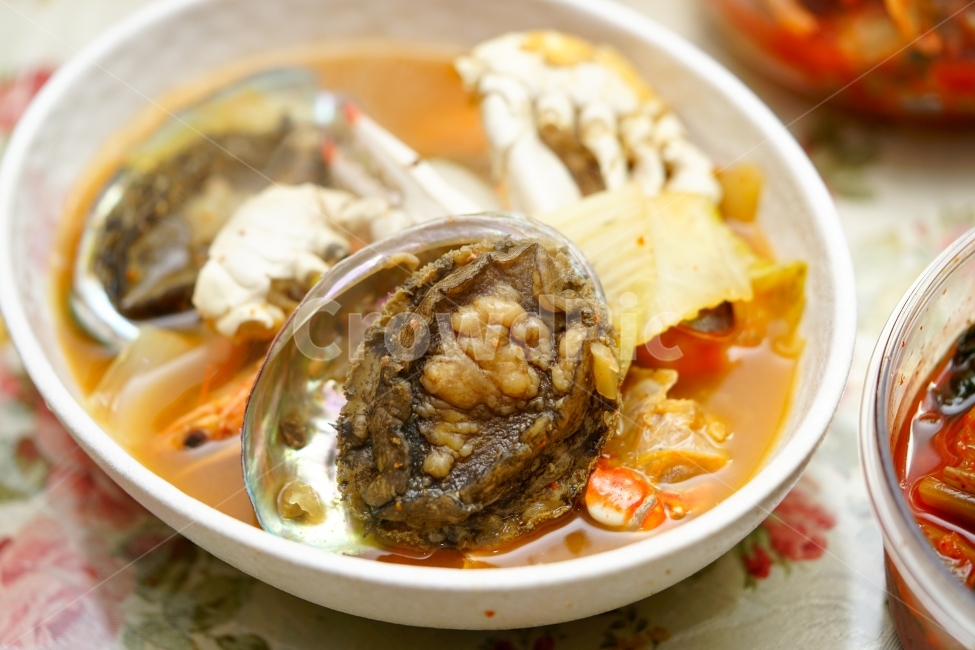 전복,해산물,먹거리,안주,술안주,생물,먹방,해물,씨푸드,바다,음식,seafood,푸드,안주거리,회,안주꺼리,소주안주,국물요리,해물탕,국물,음식,식재료,요리,food,cook,meal,dishes,food reserves,수산물,해산물,fishery products,seafood