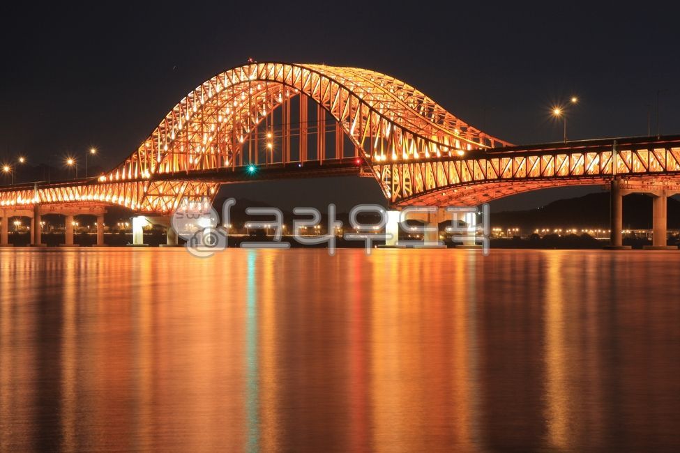 night view,nightview,banghwabridge,hanriver,light,banghwa bridge,arch,bridge,han river,architecture