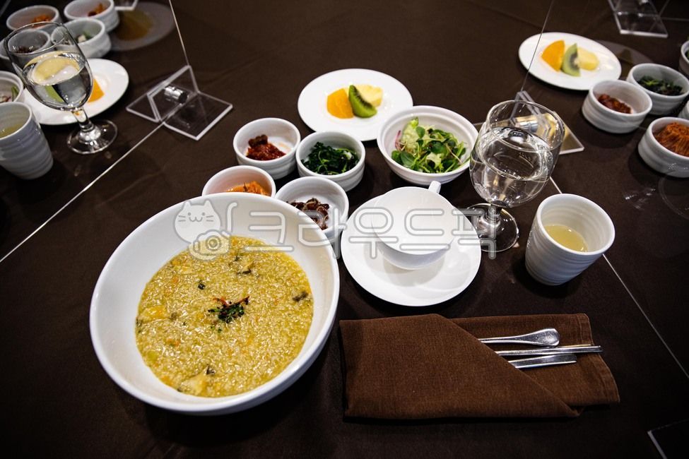 호텔,조식,서양식스타일,전복죽,한국전통음식,hotel,breakfast,westernstyle,abaloneporridge,koreantraditionalfood