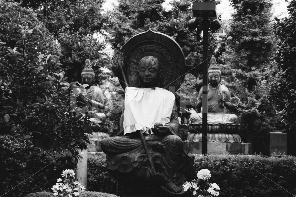 일본,아사쿠사,센소지,불상,흑백,풍경,조각상,동상,석상,조형물,statue,bronze statue,stone statue,해외,외국,세계,foreign,oversea,world,종교,신앙,religion,belief,faith,흑백,모노톤,monochrome,black and white