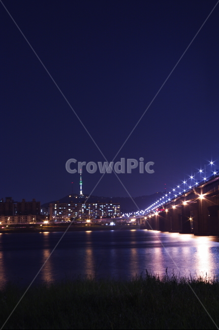 서울,한강,대교,야경,풍경,빛,조명,다리,야경,밤,풍경,nightscape,night,landscape,도시,city,한국도시풍경,한국도시경관,korea cityscape,building,건물,bridge
