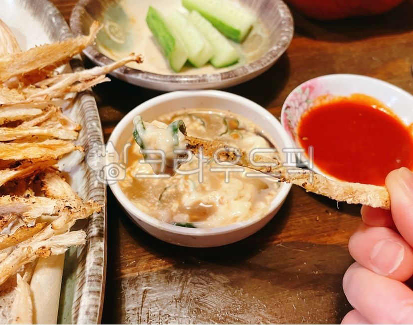 먹태구이,먹태,황태,말린생선,마른안주,음식,요리,식재료,건어물,마요네즈소스,마요네즈,청양고추,고추,간장,간장마요소스,구이,food