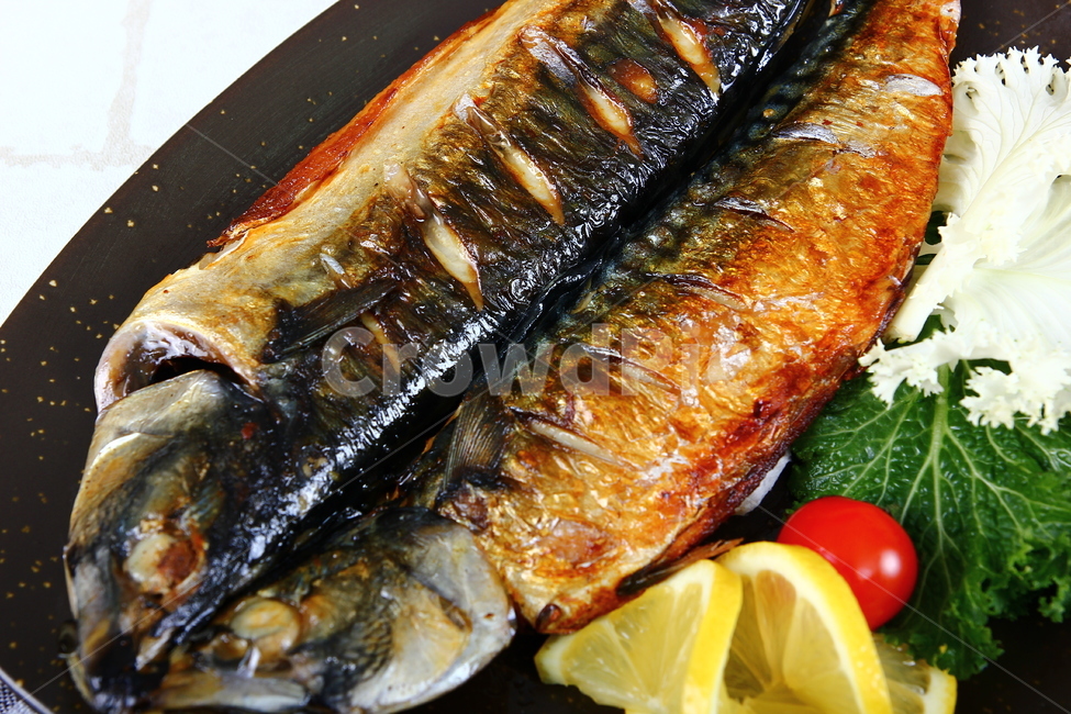 고등어,생선,등푸른생선,구이,생선구이,해산물,음식,식품,신선,싱싱,mackerel,fish,grill,seafood,food,fresh,crispy,음식,식재료,요리,food,cook,meal,dishes,food reserves,수산물,해산물,fishery products,seafood
