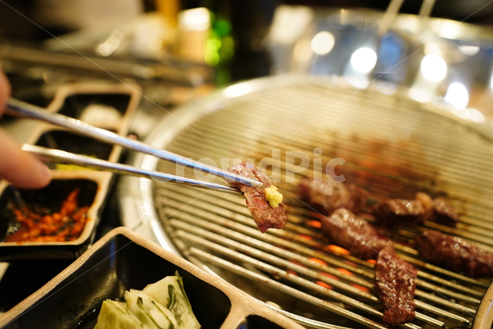 한우,소고기,음식,고기,육류,한식,먹거리,안주,구이,food,식사,육식,음식,식재료,요리,food,cook,meal,dishes,food reserves,육류,고기,meat,한식,한국음식,한국요리,korean food,korean dishes,korean meal,korean cook