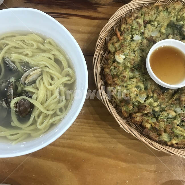 바지락칼국수,부침개,칼국수,전,음식,식품