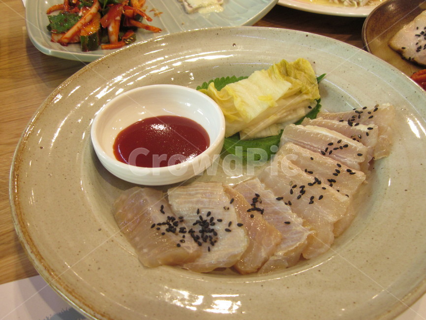 홍어삼합,홍어,돼지수육,배추,초고추장,음식,식재료,요리,food,cook,meal,dishes,food reserves,한식,한국음식,한국요리,korean food,korean dishes,korean meal,korean cook