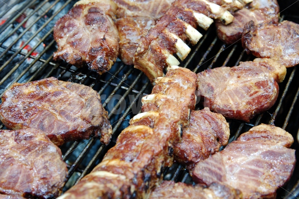 돼지등갈비,돼지고기,돼지갈비,등갈비,고기,육류,숯불,숯불구이,불판,구이,음식,음식,식재료,요리,food,cook,meal,dishes,food reserves,육류,고기,meat
