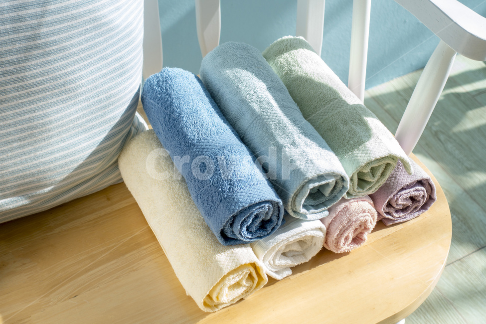수건,towel,bathtowel,목욕수건,의자,벤치,사물,물건,오브젝트,thing,object,matter