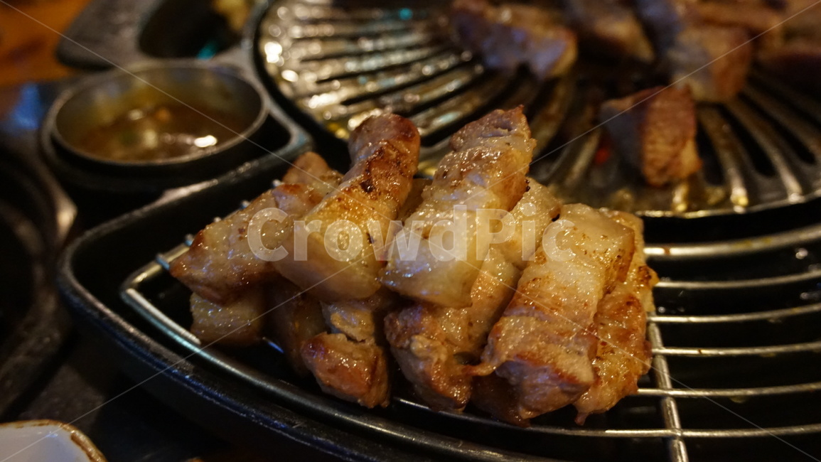 삼겹살,돼지고기,회식음식,바베큐,돼지,음식,pork,식재료,식당,저녁,저녁식사,회식,food,식품,meal,식사,dish,요리,음식,식재료,요리,food,cook,meal,dishes,food reserves