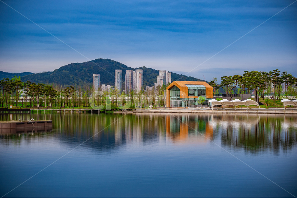 세종호수공원,호수공원,호수,공원,잔잔,도시,풍경,city,landscape,한국도시풍경,한국도시경관,korea cityscape,water,물,outdoors,옥외,nature,자연