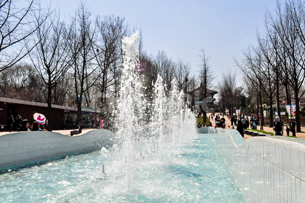 water,사람,물,human,인간,fountain,분수