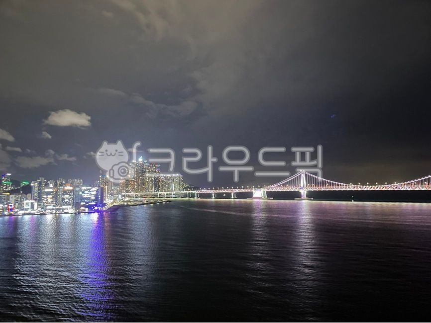 night view,Gwangan boulevard,koreanbridge,building,Gwangan Beach,cloud,nightscape,dock,sky,coast,ocean,port,light,busan,waterfront,Gwangan Bridge night view,diamonodbridge,bridge,busanbridge,nightscene,Gwangalli,nightview,scenery,sea,Busan attractions,pie