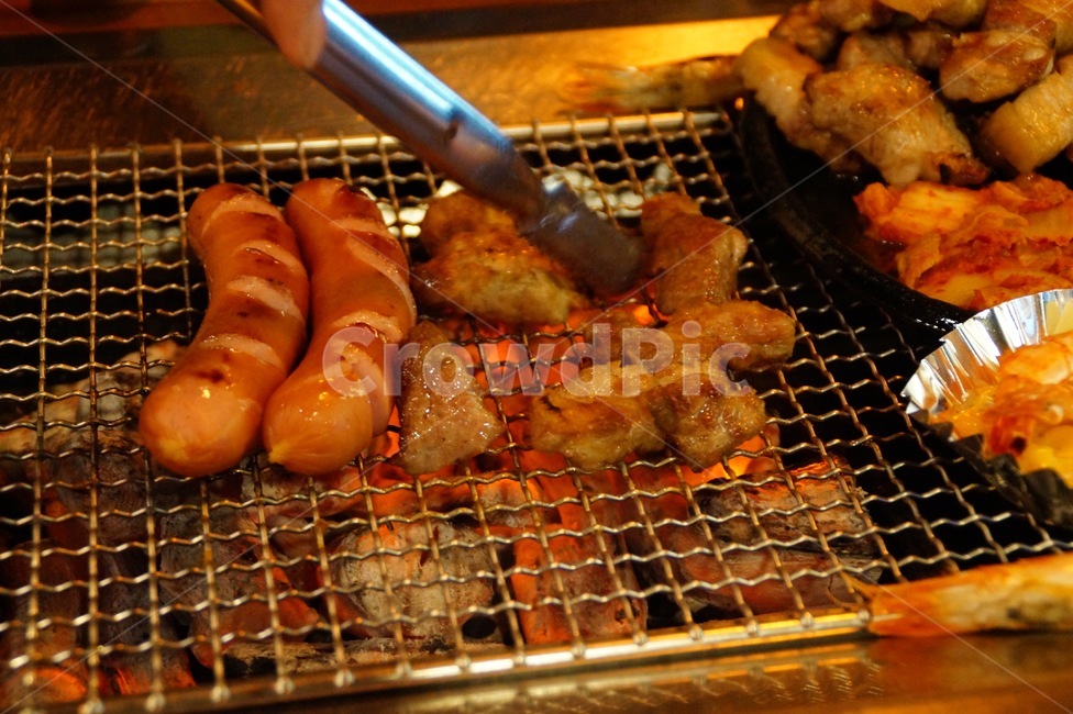 캠핑,소시지,소세지구이,고기,목살,음식,식재료,요리,food,cook,meal,dishes,food reserves,육류,고기,meat