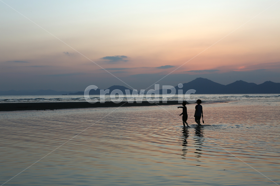 human,사람,water,아이들,일몰,다대포해수욕장,인물실루엣,사람실루엣,character silhouette,human silhouette