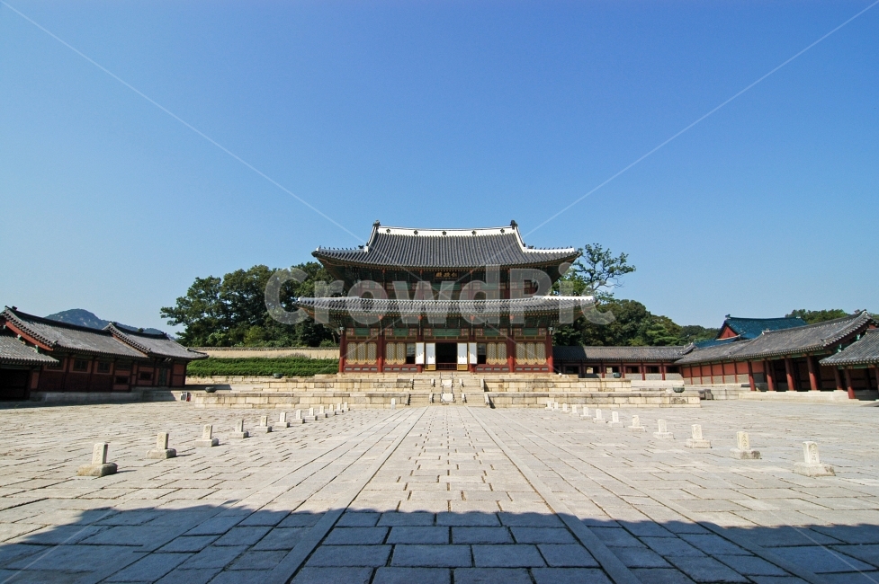 yard,sights,construct,building,Cultural Heritage,scenic spot,Changdeokgung Palace,Injeongjeon,tradition,floor,palace,travel destination,Palace,national treasure,seoul,korea,Hanok,Tourist destination,traditional architecture,travel,old palace,Korean tradit