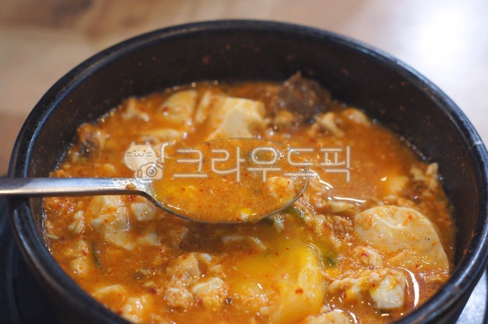 순두부찌개,찌개,softtofustew,スンドゥブチゲ,koreancuisine,sundubujjigae,spicystew