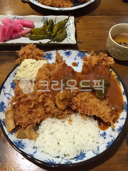 돈까스,등심까스,안심까스,모듬까스,돈카츠,등심,안심,포크커틀렛,porkcutlet,튀김,돼지고기,한식,koreanfood,pork,고기,meat,음식,요리,식사,food,dish,meal,맛있는,delicious,tasty,yummy,저녁식사,dinner,파티,party