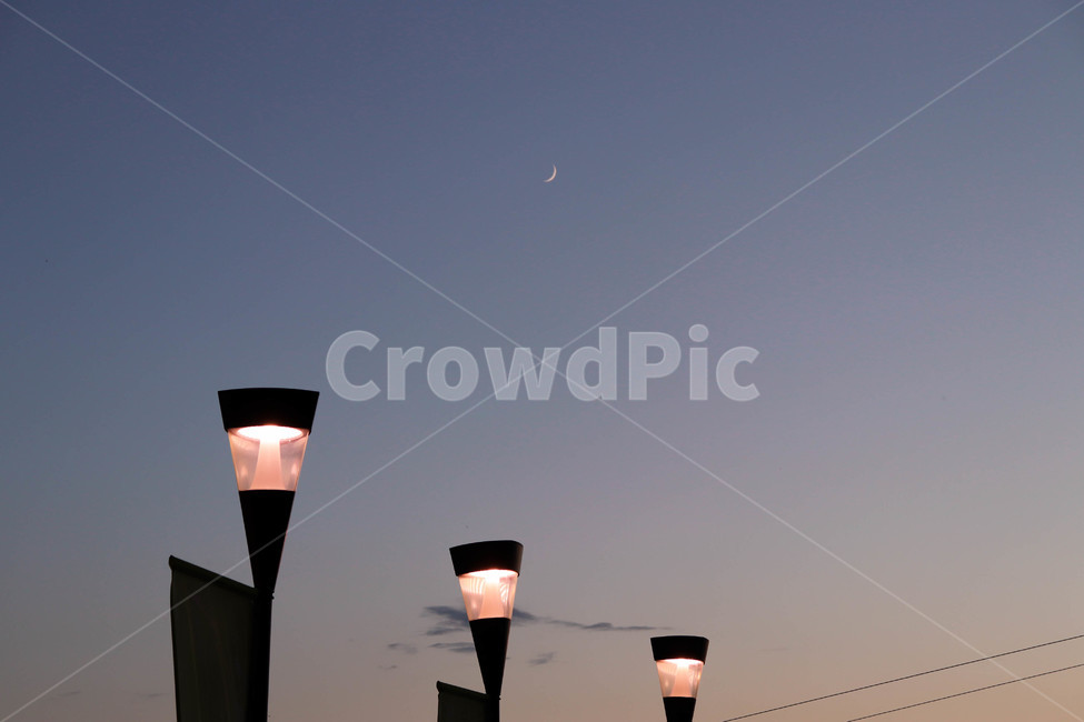 달,하늘,저녁,노을,몽환적,조명,분위기,풍경,sky,moon,러시아,이르쿠츠크,감성,가을,힐링