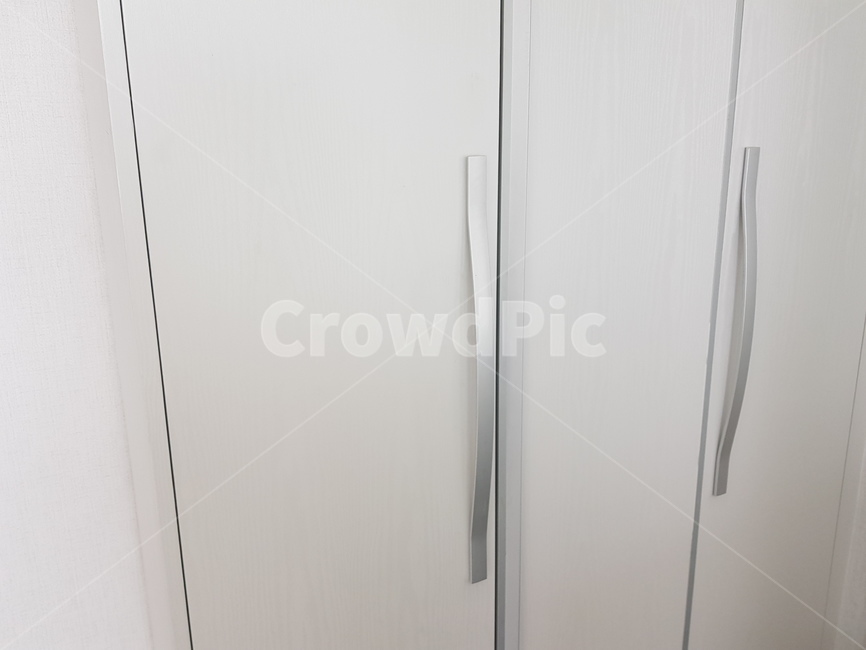 door,remodeling,house management,inside,parcel out,house,interior,white,Flooring,living room,new apartment,empty house,white interior,restroom,Floor,Remodeling trend,real estate,handle,All repairs,interior trend,papering,light,indoor photo,empty apartment