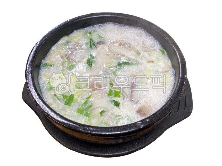 soup,Nukki,beefbone,earthenware,isolated,green onion,Beef Bone Soup,greenonion,white,Korean food,Oxtail soup,nourishingfood,traditionalfood,koreanfood,ethmoid,beefbonesoup,transparentbackground,png,gomtang,food,health food,transparent background,White,Naj