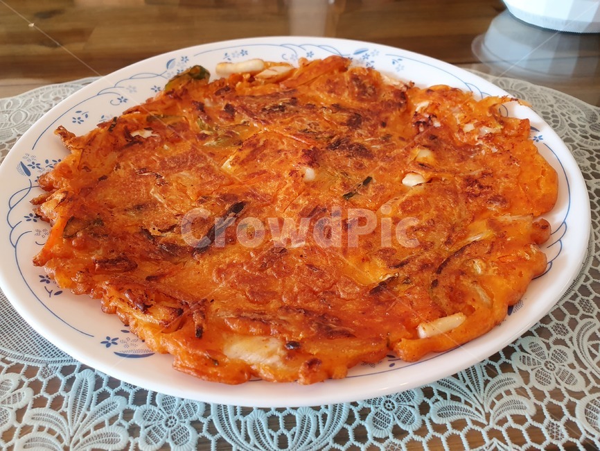 dish,요리,meal,식사,food,음식,김치전,막걸리랑,비오는날,주말,김치,koreafood,음식,식재료,요리,food,cook,meal,dishes,food reserves