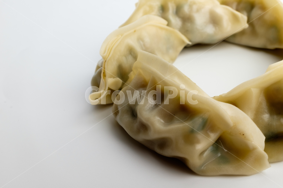 만두,밀가루,밀가루음식,중국문화,중국음식,딤섬,돼지고기,야채,식사,음식,재료,식재료,음식재료,중국요리,간단한음식,튀긴,찐,간식,짠,맛있는,감칠맛,기름진,음식,식재료,요리,food,cook,meal,dishes,food reserves