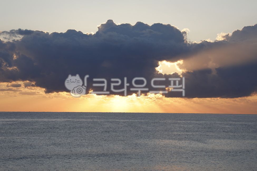 cloud,sky,East Sea sunrise,sunlight,nature,Sunrise,shine,Sacheonjinri